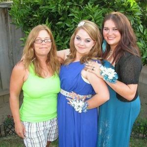 Meet your Posher, Yvette